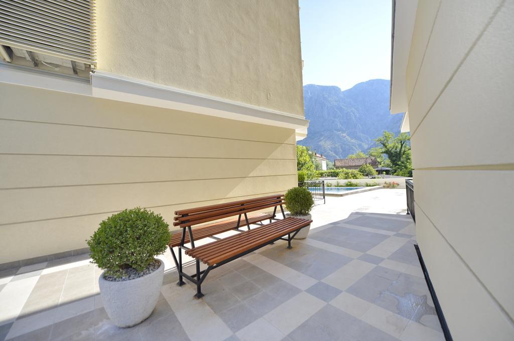 Posto Capitano C Group Lägenhet Kotor Exteriör bild
