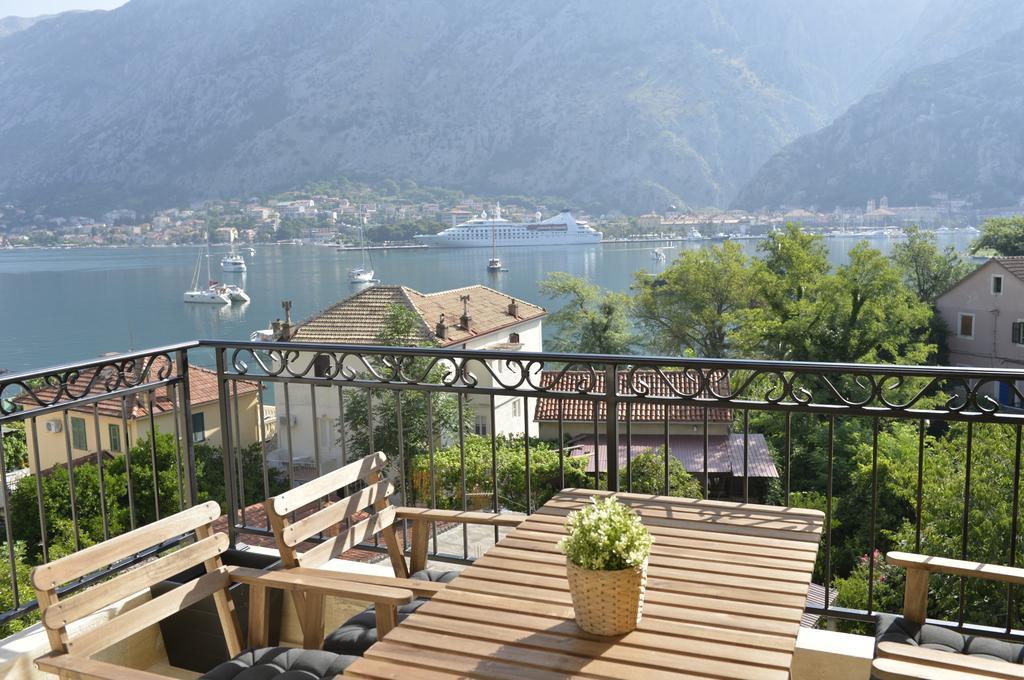 Posto Capitano C Group Lägenhet Kotor Exteriör bild